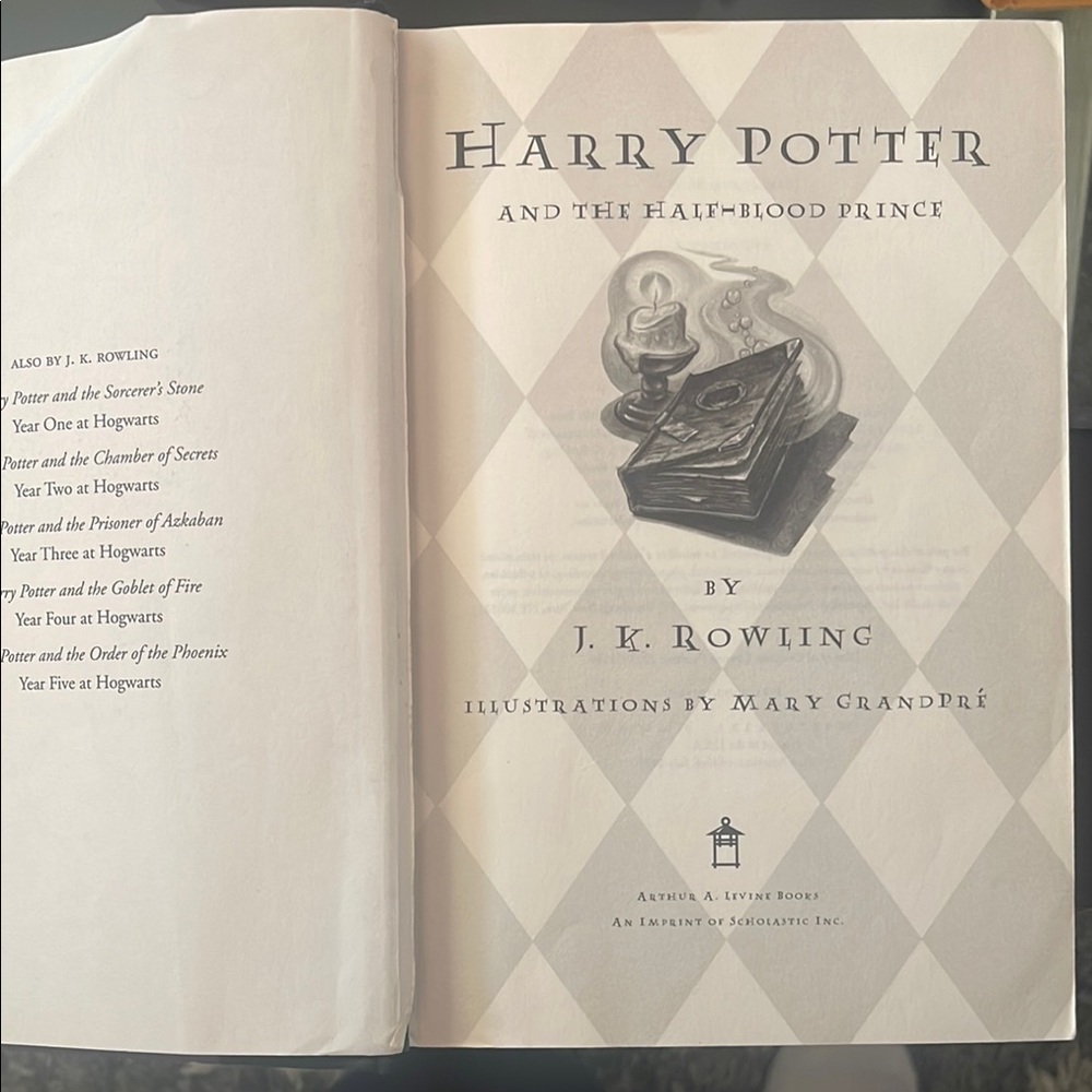 Harry Potter and the Half-Blood Prince Book